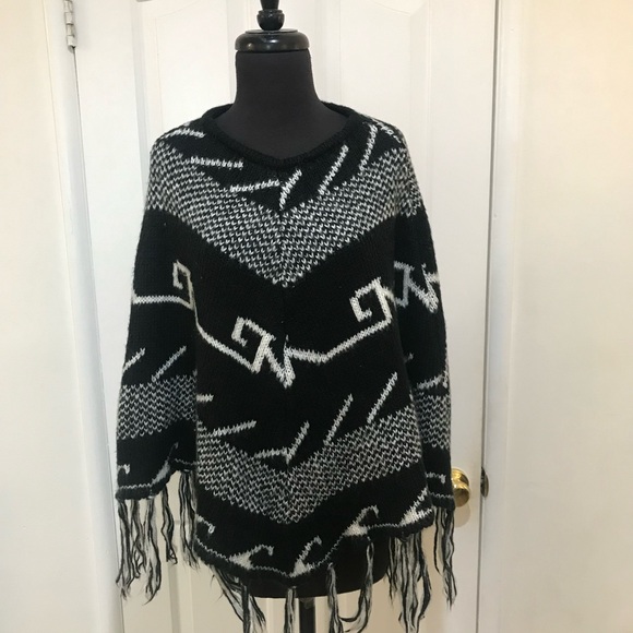 Ecote Black and White Sweater Poncho - Picture 2 of 8